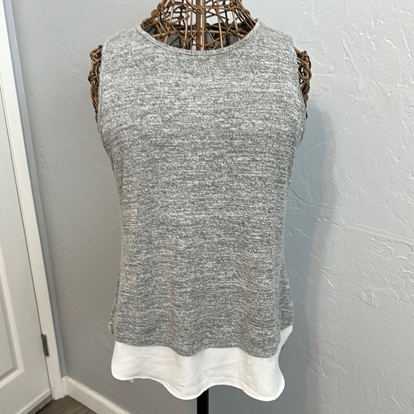 Banana Republic Tops - Banana Republic Gray and White Sleeveless Top. Size MP.